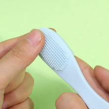 Load image into Gallery viewer, Silicone Nose Brush Facial Pore Cleaner Portable Blackhead