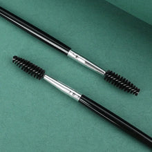 Load image into Gallery viewer, Soft Eyebrow Brush Eyelash Brush Professional