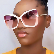 Load image into Gallery viewer, Women's Fashion Street Shooting Show Sunglasses