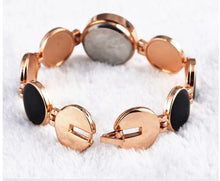 Load image into Gallery viewer, Women Watch Ladies Nobler Fashion Casual 5 Colors Wafer Design Round Dial Bracelet Watch Mujor Quartz Wristwatch Female Relojes