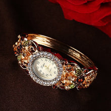 Load image into Gallery viewer, Fashion diamond flower lady