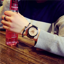 Load image into Gallery viewer, Turntable Gun Black Quartz Couple Watch