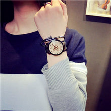 Load image into Gallery viewer, Turntable Gun Black Quartz Couple Watch