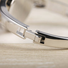 Load image into Gallery viewer, GEEKTHINK Women's Watch Round Bracelet Watch