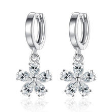 Load image into Gallery viewer, Natural Crystal Small Flower Hoop Earring