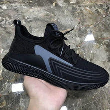 Load image into Gallery viewer, Men's Lightweight Running Shoes