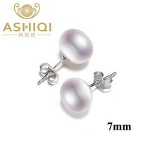 Load image into Gallery viewer, Natural Freshwater Pearl Stud Earrings