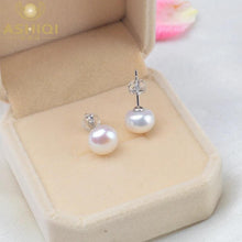 Load image into Gallery viewer, Natural Freshwater Pearl Stud Earrings